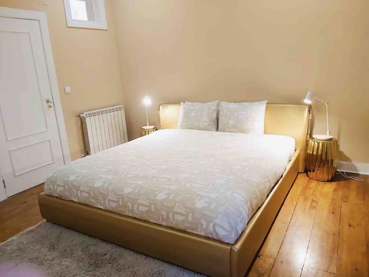 Appartement Charming 4 Bedroom In Chiado Lisboa
